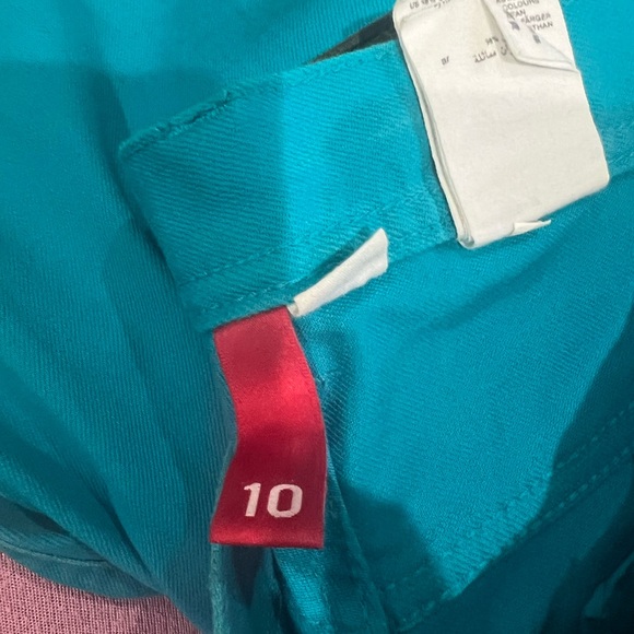 Women jeans - Picture 2 of 4